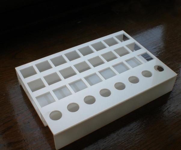 請(qǐng)注意:本圖片來(lái)自上海欣鋒商務(wù)咨詢有限公司提供的有機(jī)玻璃 plexi